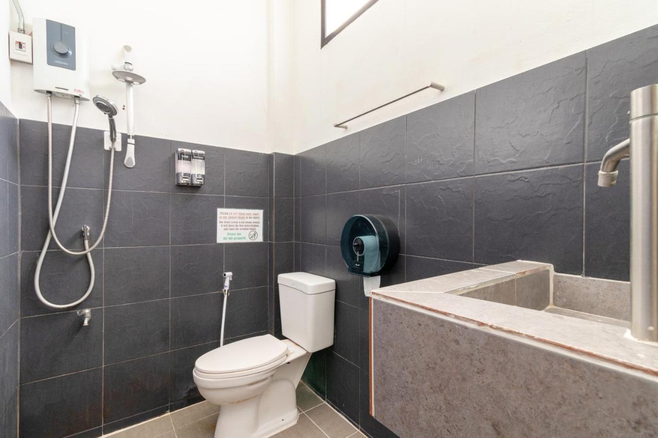 Oyo 677 Le Loftel Hostel Csiangmaj Kültér fotó