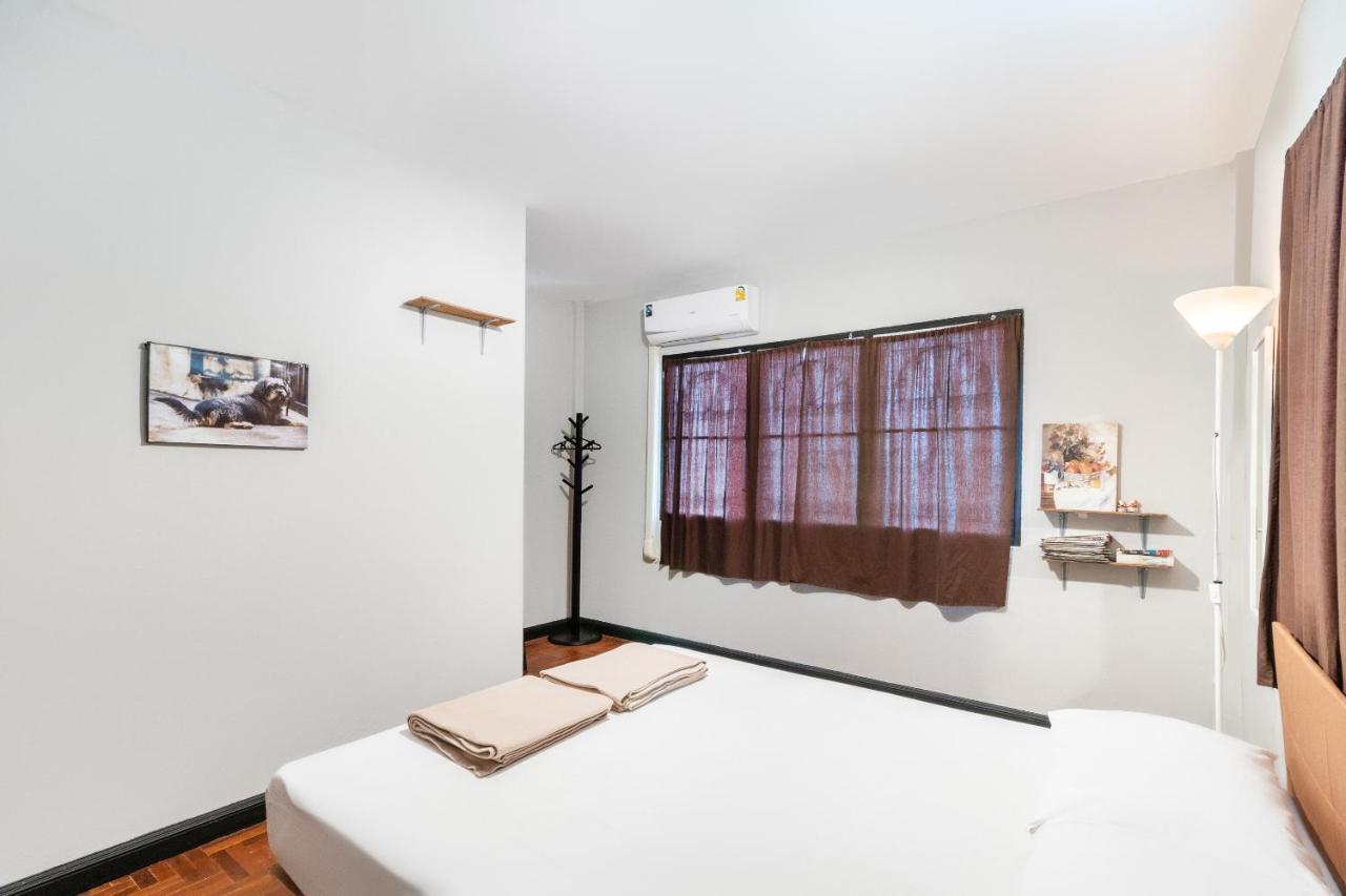 Oyo 677 Le Loftel Hostel Csiangmaj Kültér fotó