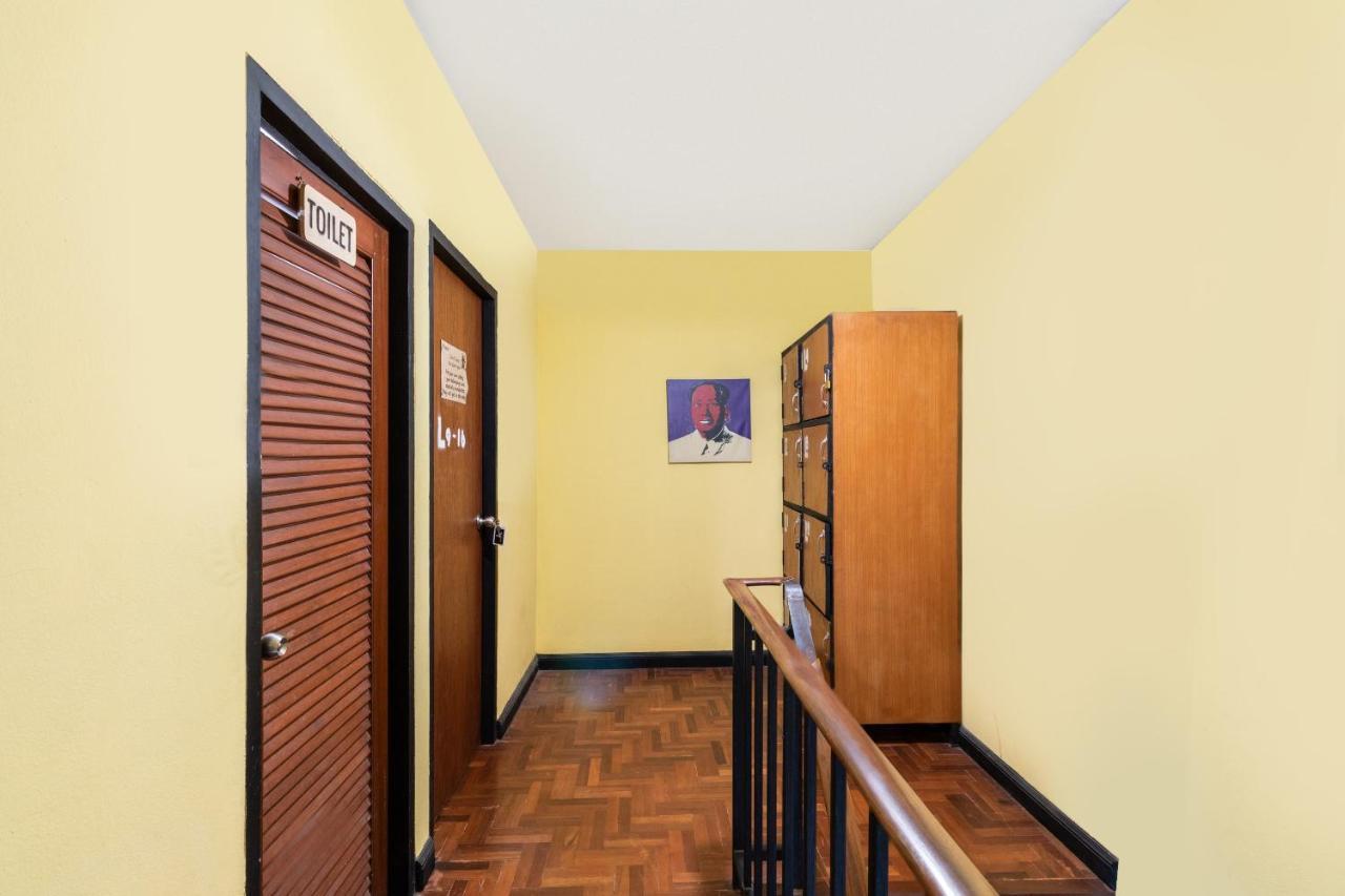 Oyo 677 Le Loftel Hostel Csiangmaj Kültér fotó